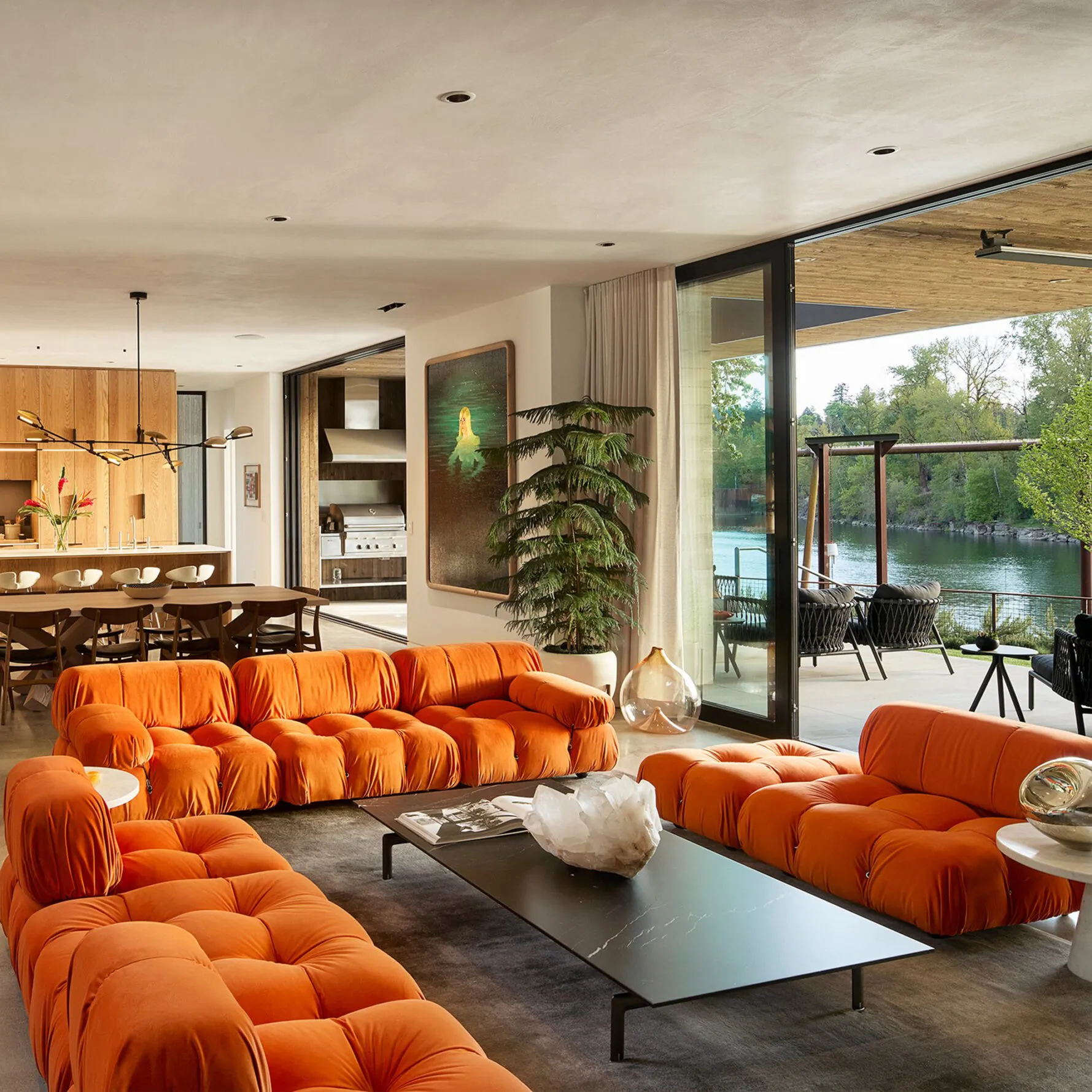 Timelessly chic, mid-century modern living rooms retain their enduring popularity.</p>
<p>Defined by their sleek lines, minimalist hues, and a fusion of organic and geometric elements, the mid-century modern aesthetic continues to resonate with homeowners, architects, and designers.</p>
<p>Whether you aspire to craft a refined mid-century interior or simply incorporate iconic pieces into your living space, I've got you covered.</p>
<p>In this post, you will learn 20 inspiring ideas to seamlessly infuse your home with the timeless allure of mid-century modern design.